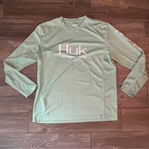 Huk Seafoam Green Long Sleeve Performance Fishing‎ Shirt, Men’s Large